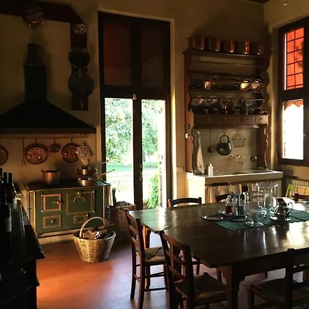 Palazzetto Ardi ベッド・アンド・ブレックファスト 4*